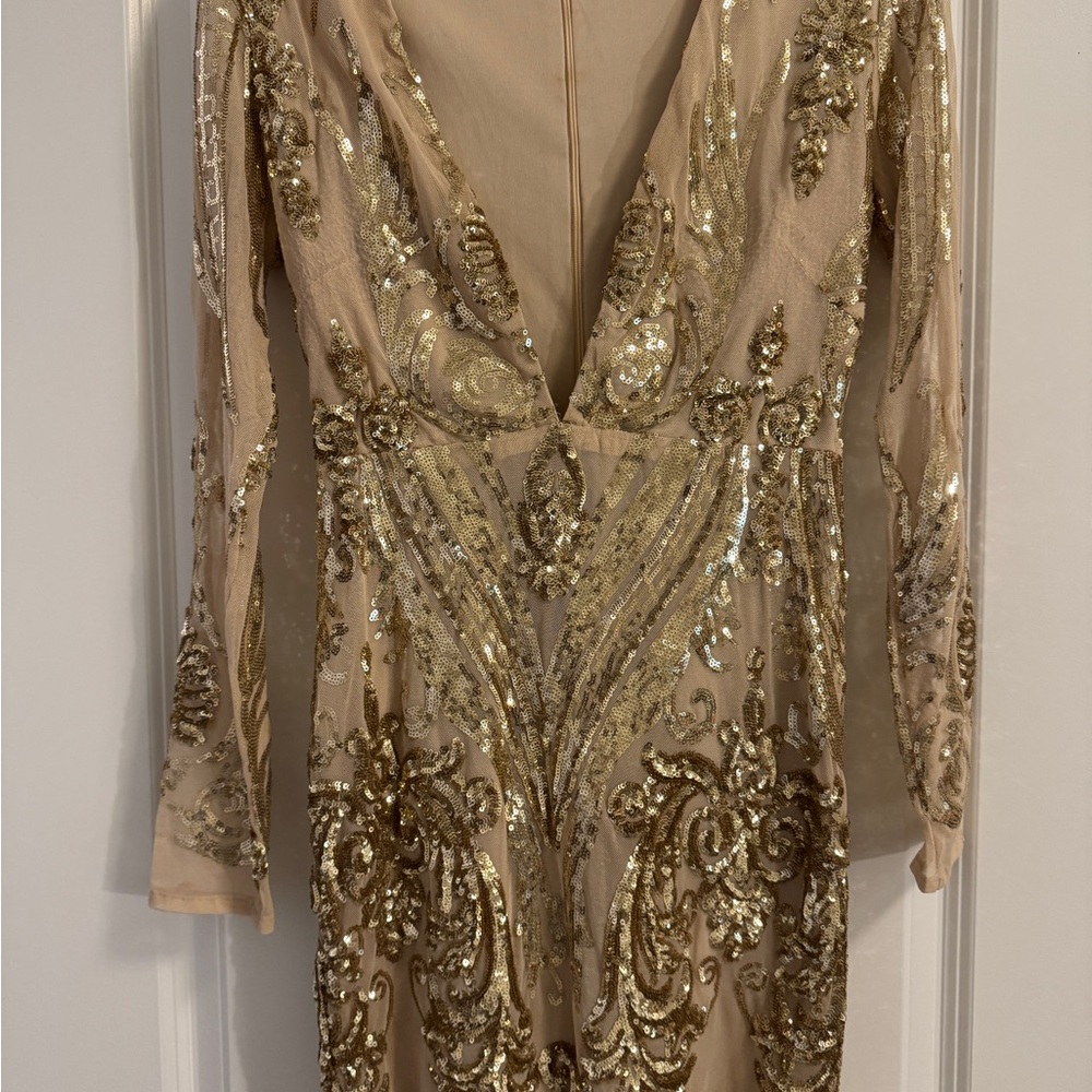 Elegant Gold Sequin Dress